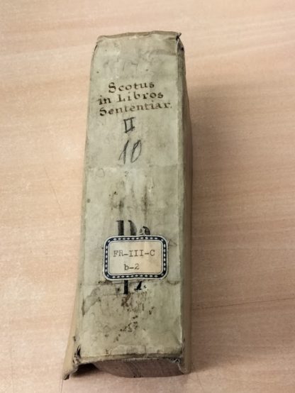 F. Ioannis Duns Scoti Ordinis Minorum, Sacrae Theologiae Doctoris Subtilissimi, et omnium scholasticorum acutissimi perutiles quastiones. In librum quartum sententiarum, & quodlibertales, cum collationibus, atque resolutionibus fidelissime recognitae, expurgatae, adnotationibus exornatae, ac pristino candori restitutae A.R. P. F. Paulino Berti Lucense.