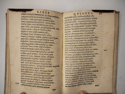 Aeneae Galletti Emporiensis Vniuersalis historiæ ab exordio mundi, usque ad inuictissimi Hispaniarum regis quinti semper Augusti extremum diem. Prima pars Antonio Pellicinio dedicata.